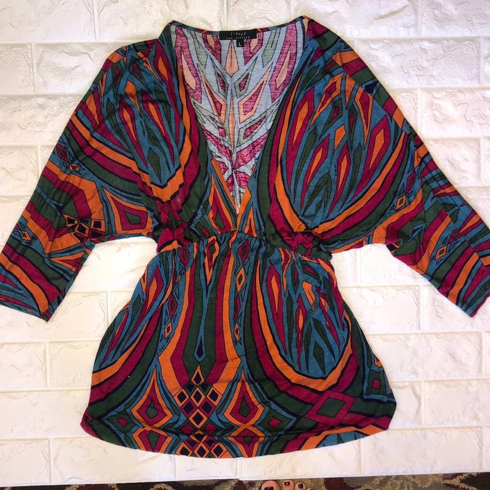 T-Bags plunging V batwing sleeves ultra soft sizeL